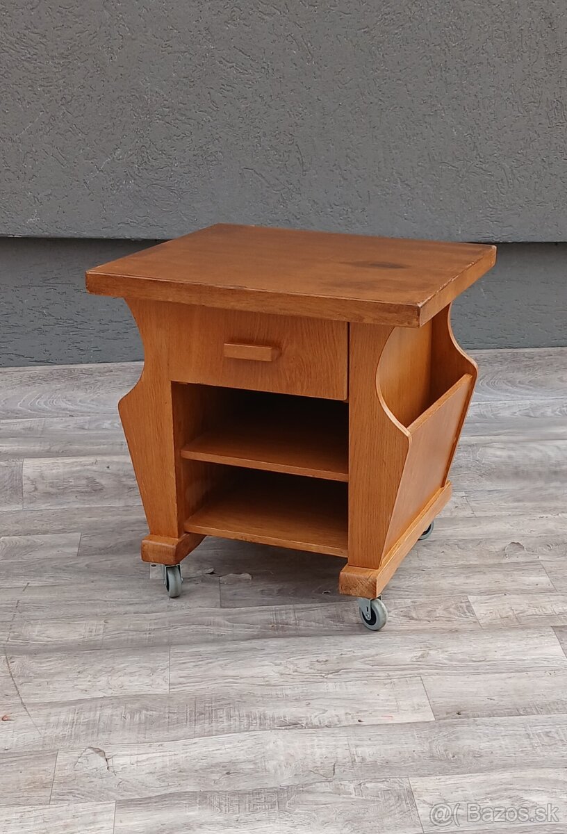 Stolík multifunkčný. - 2
