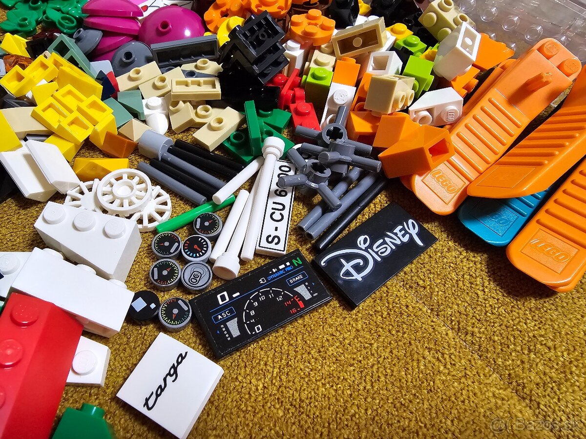 Lego príslušenstvo + figúrky - 2