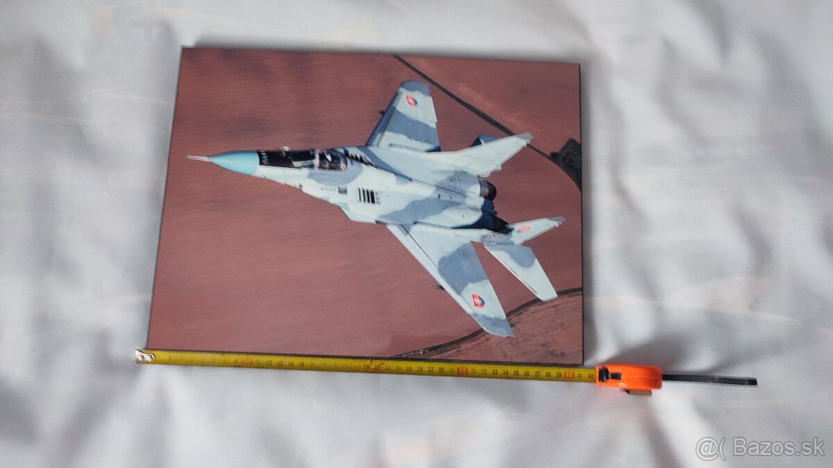 Obrazy lietadiel mig 29 - 2