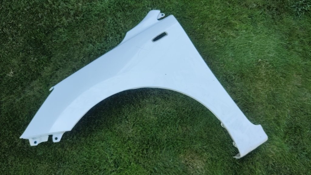 Kia Rio IV 4 YB 2017- Lavy predny blatnik - 2