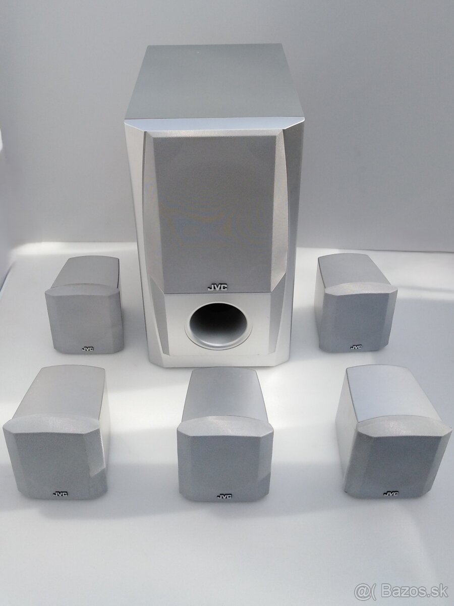 JVC DVD Center XV-THA25 - 2