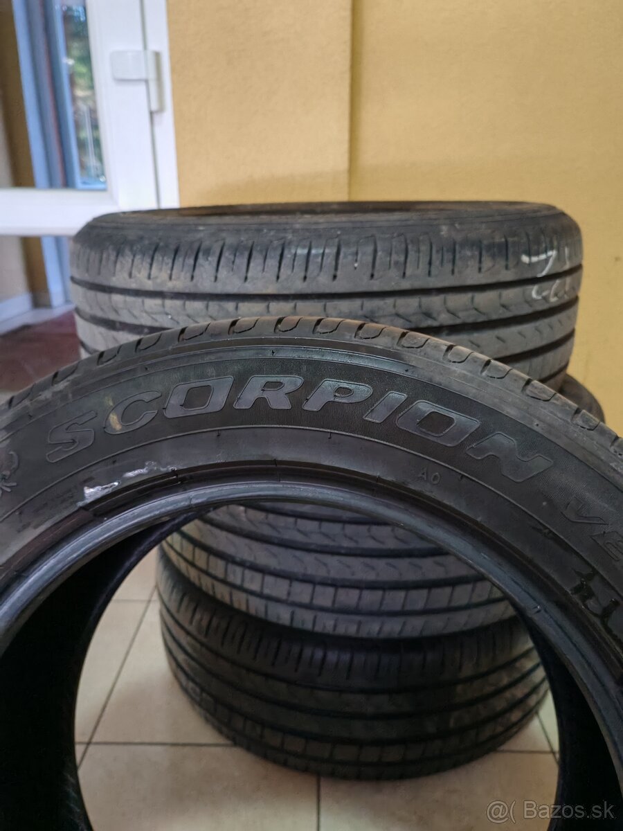 235/55 R17 Pirelli Scorpion - 2
