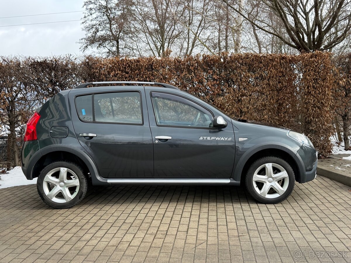 Dacia Sandero 1.6 MPI 64 kW - 2