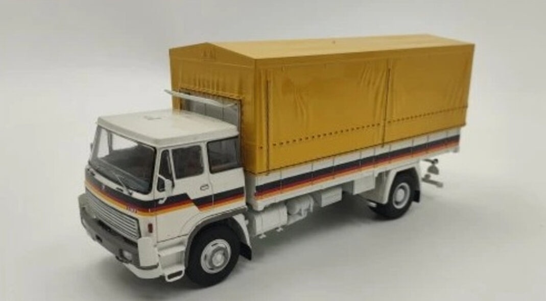 Modely LIAZ 1:43 - 2