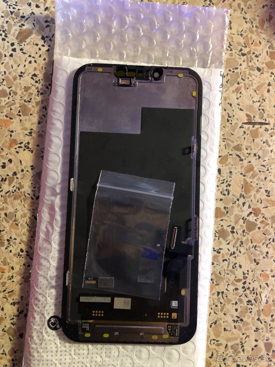 Predám display IPhone 13 - 2