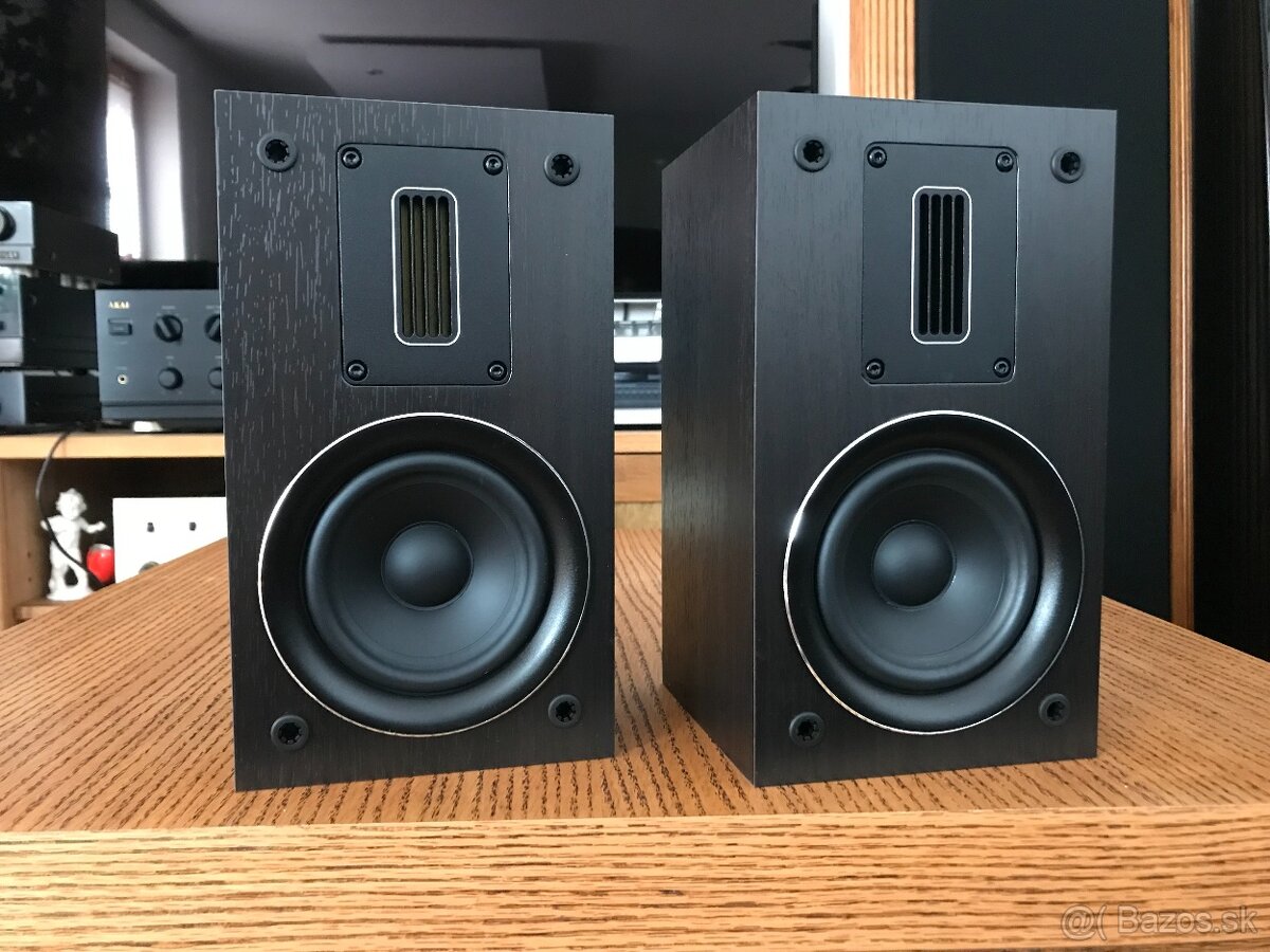 Taga Harmony TAV-906S. - 2