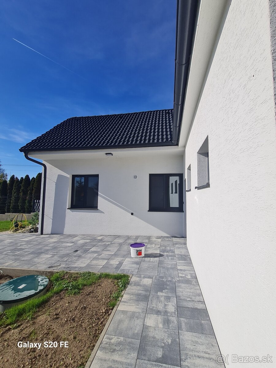 3.izb RD 730m pozemok - 2