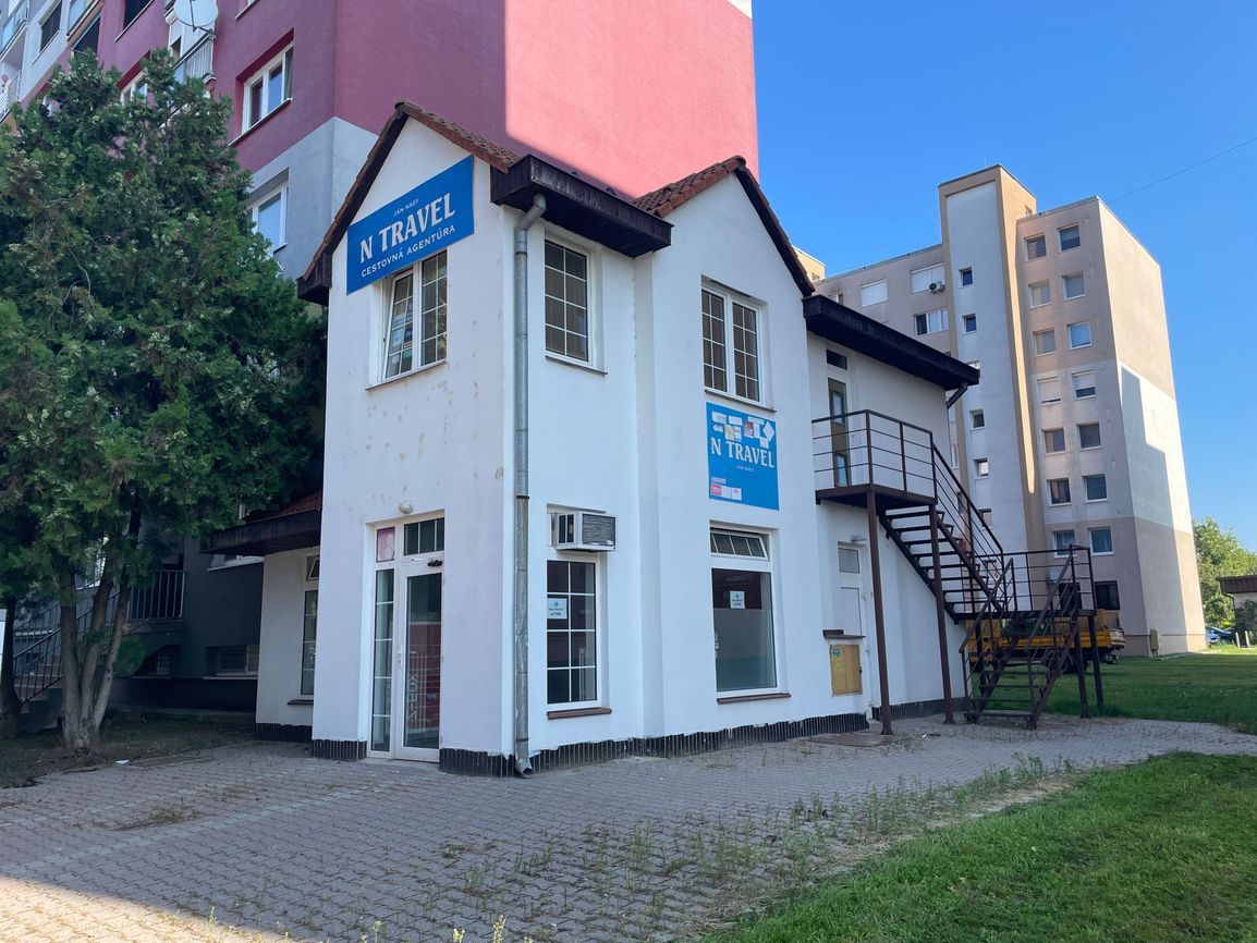 PINK Reality - PREDAJ polyfunkčnej budovy v Šali-Veči - 2