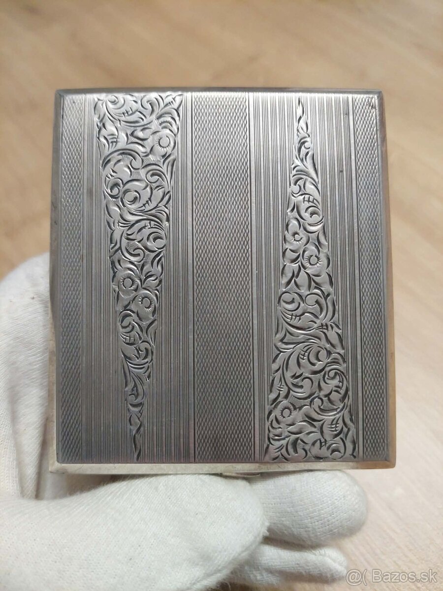 Strieborné puzdro na tabak – punc 835 - 2