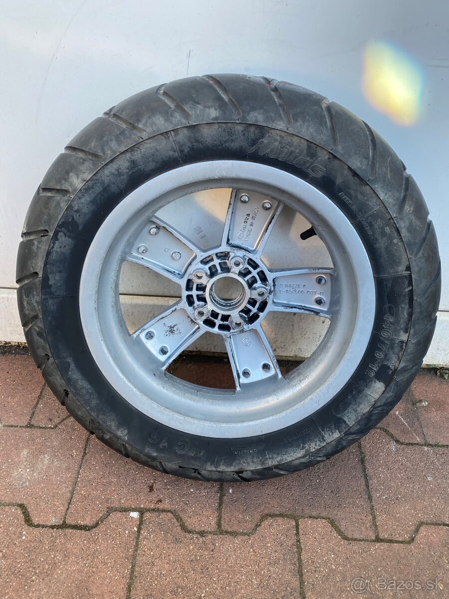 Piaggio Vespa koleso - 2