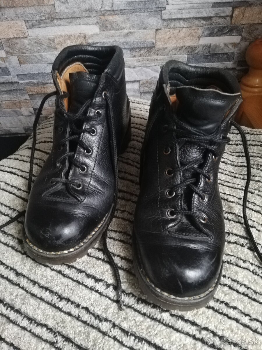 Predám trekingovu obuv - 2