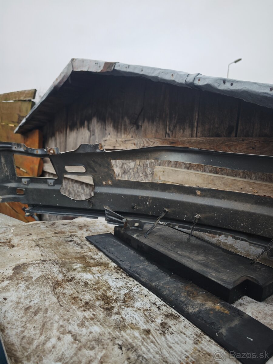 Predám predné čelo e30 - 2