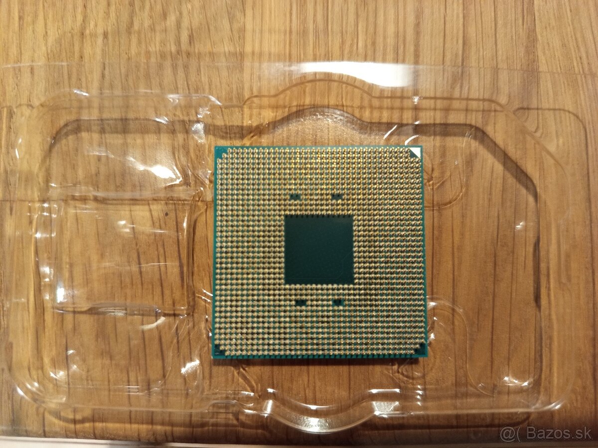 AMD Ryzen 7 2700X - 2