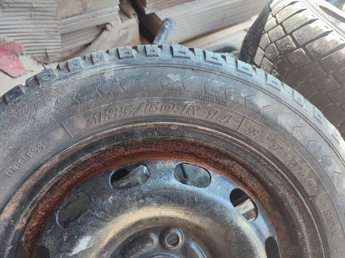 Ford 2 zimné pneumatiky - 2