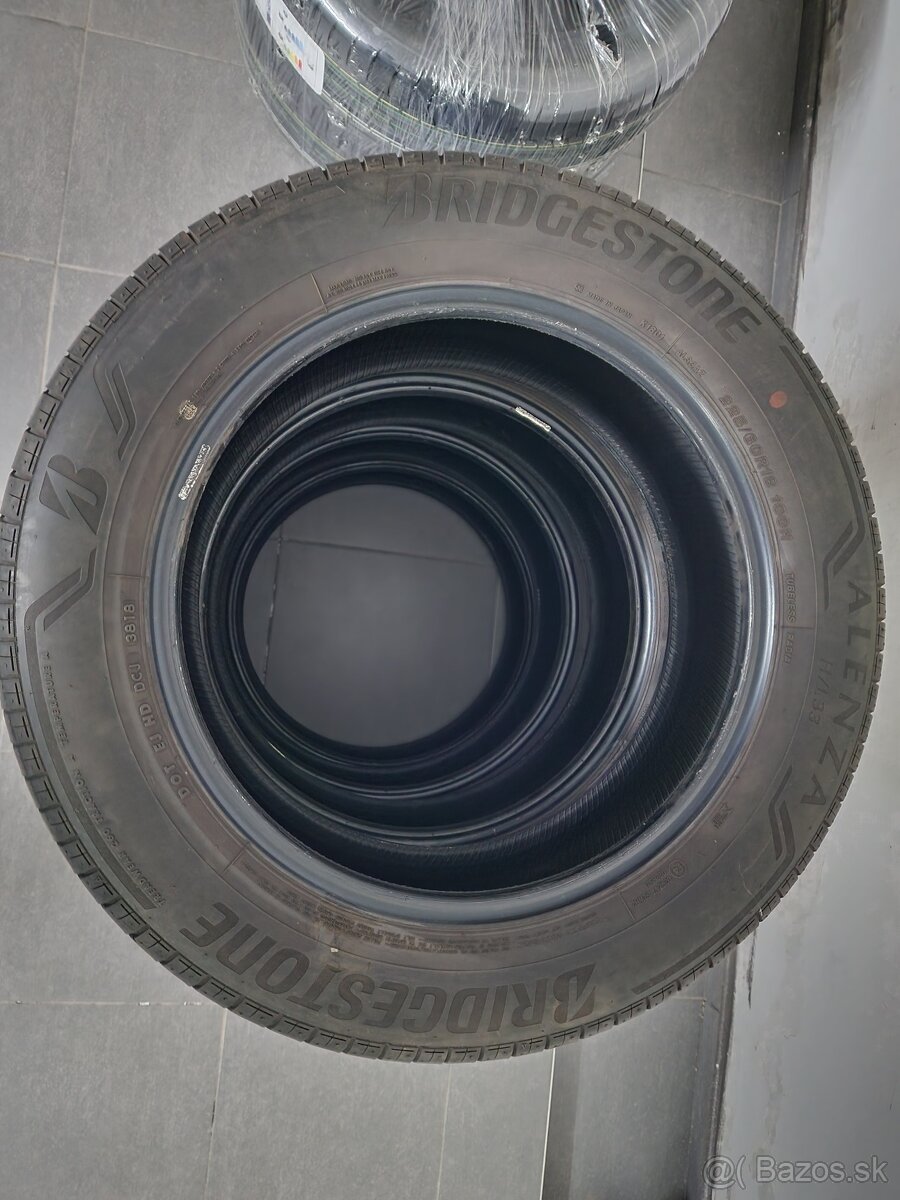 Predám jazdené pneu Bridgestone alenza - 2