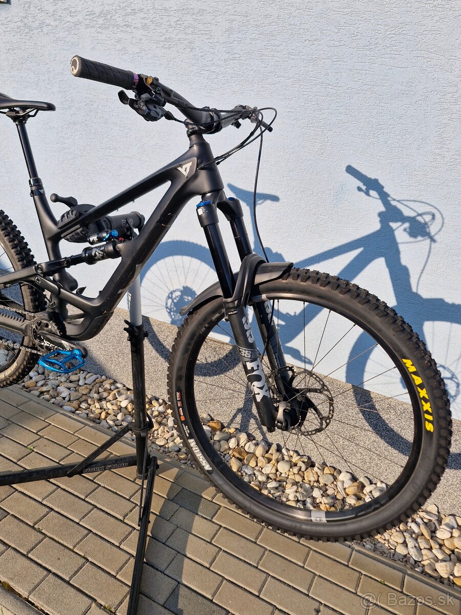 YT Capra Core 3 (2021) - 2