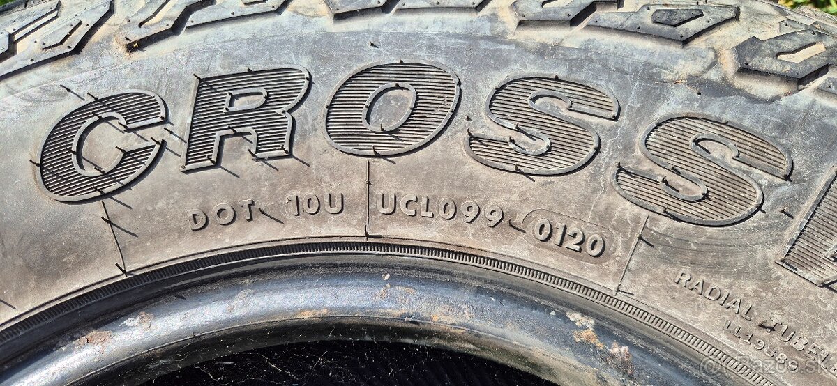 255/70R15 - 2
