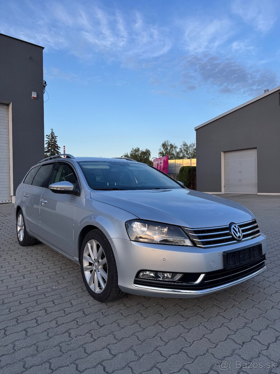 Volkswagen Passat Highline - 2