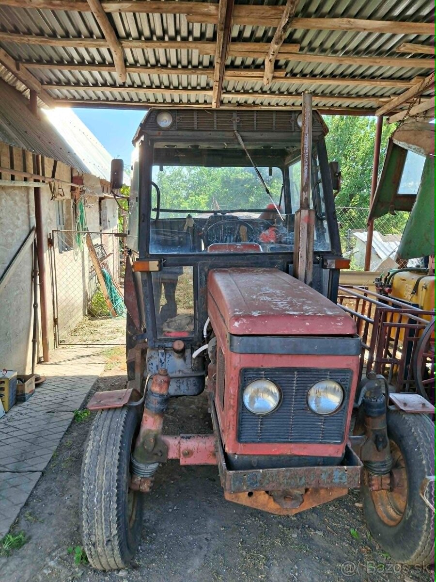 Traktor Zetor - 2