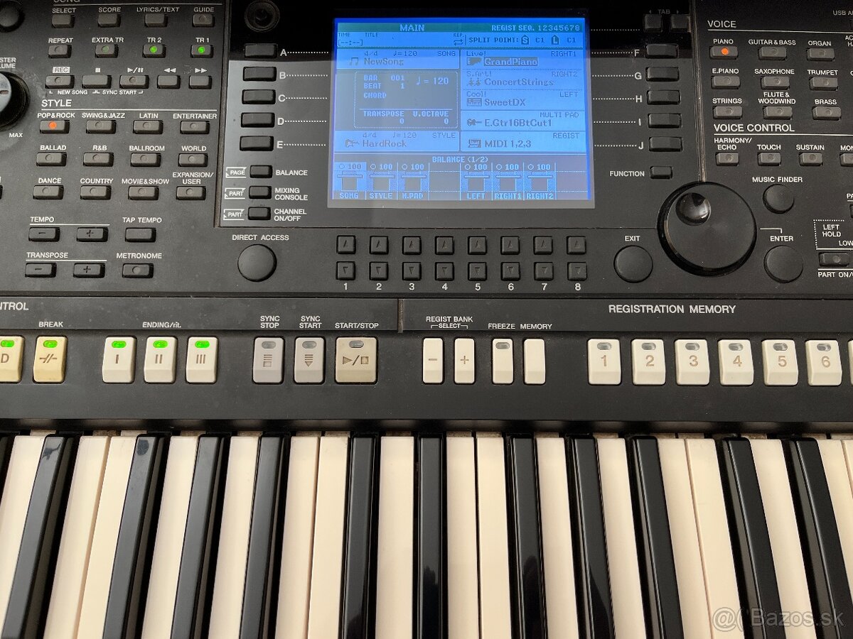 Predam: Yamaha PSR S750 - 2