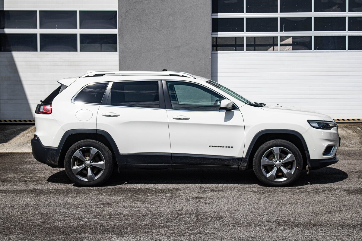Jeep Cherokee 2.2 Diesel 143kW A/T 4x4 Koža, Odpočet DPH - 2