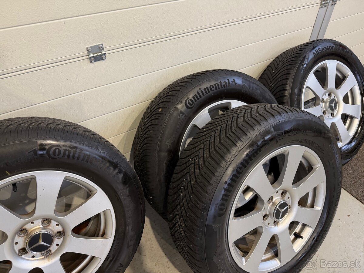 Elektróny R17 Mercedes-Benz - 2