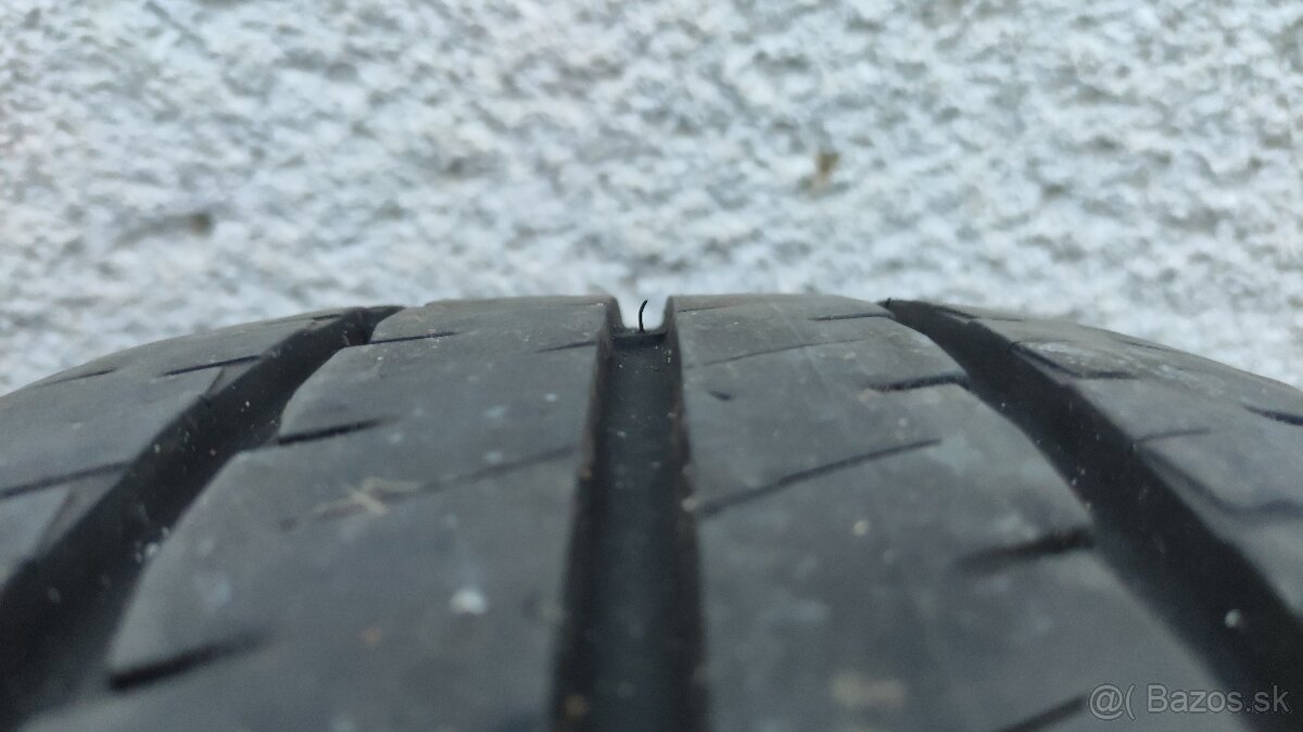 Hankook Vantra LT 235/65 R16 C letné pneu - 2