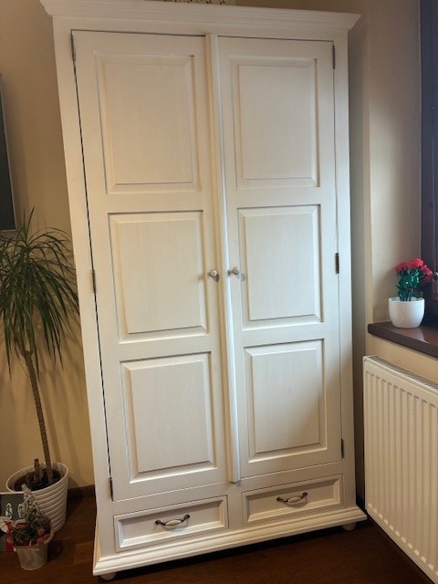 Skriňa v provensálskom štýle - 2