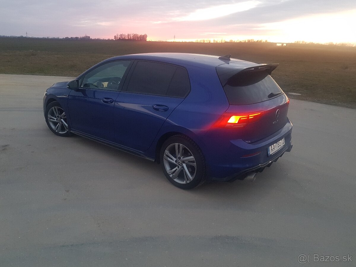 Golf 8 1.5 tsi 110kw R-line - 2