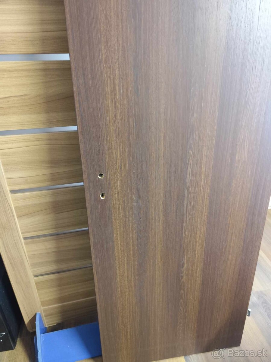 NOVé - Interiérové dvere Orech Rustikálny- hnedé 70 Pravé - 2