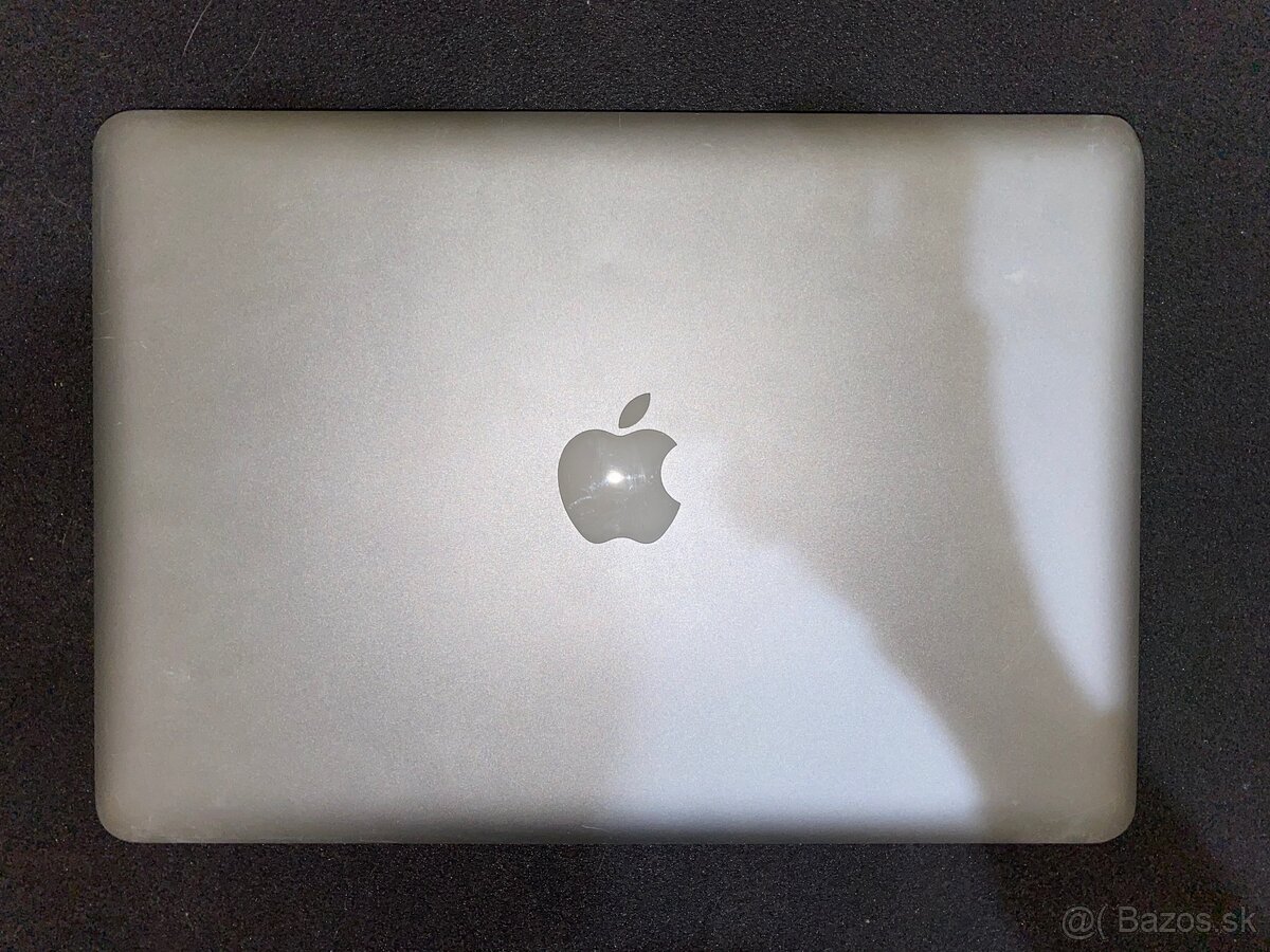 Macbook Pro 13” 2011 diely - 2