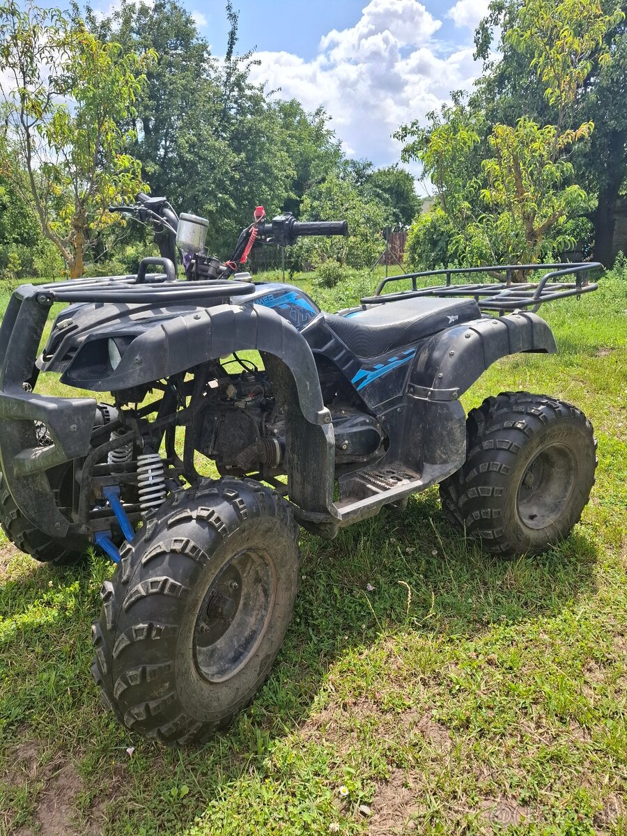 Štvorkolka Big Hummer XTR 200