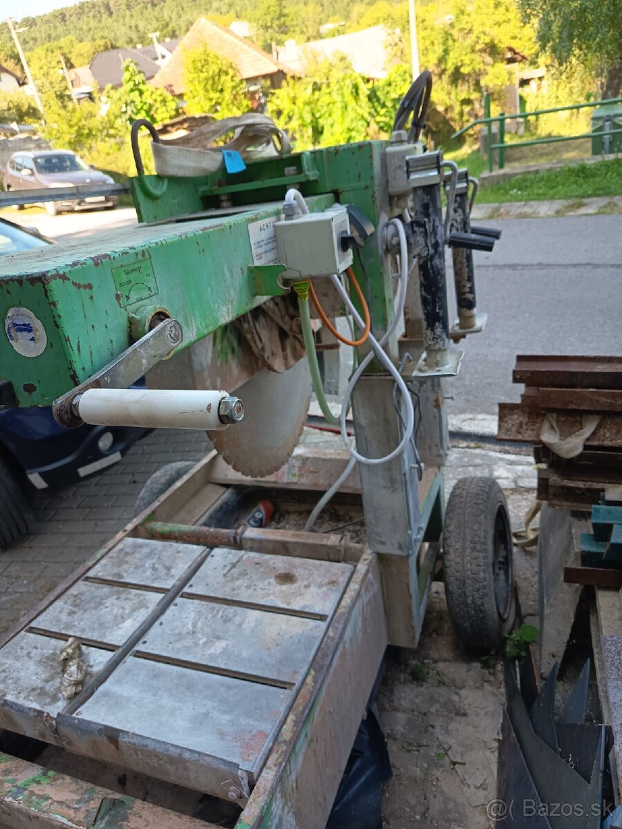 Stavebná píla na tehlu - 2