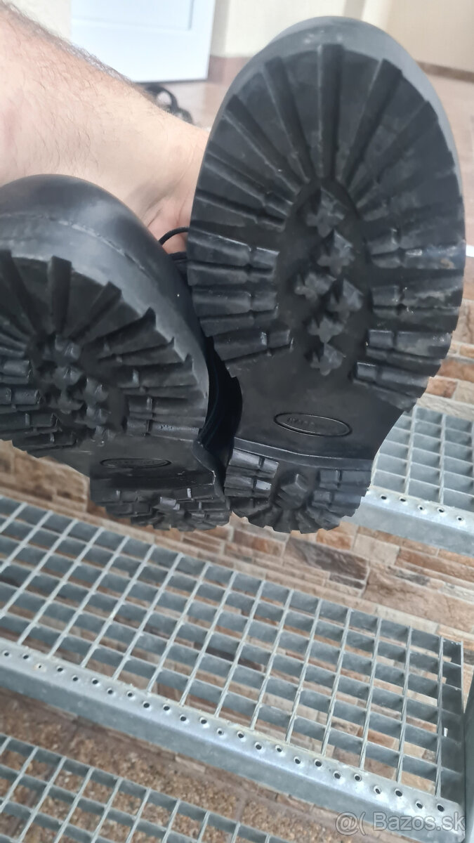 Topanky veľkost 30/290 - 2