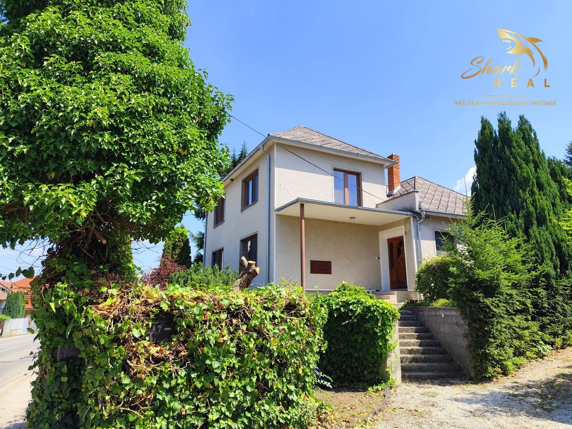 REZERVOVANÉ - Nová cena Výnimočný dvojgeneračný dom na pred - 2