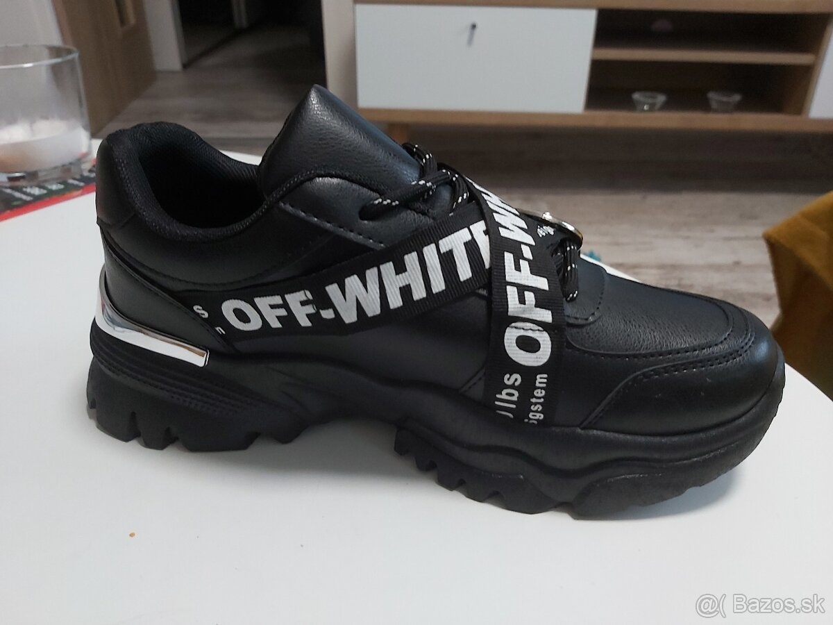 Damske tenisky vel.38 NOVE - 2