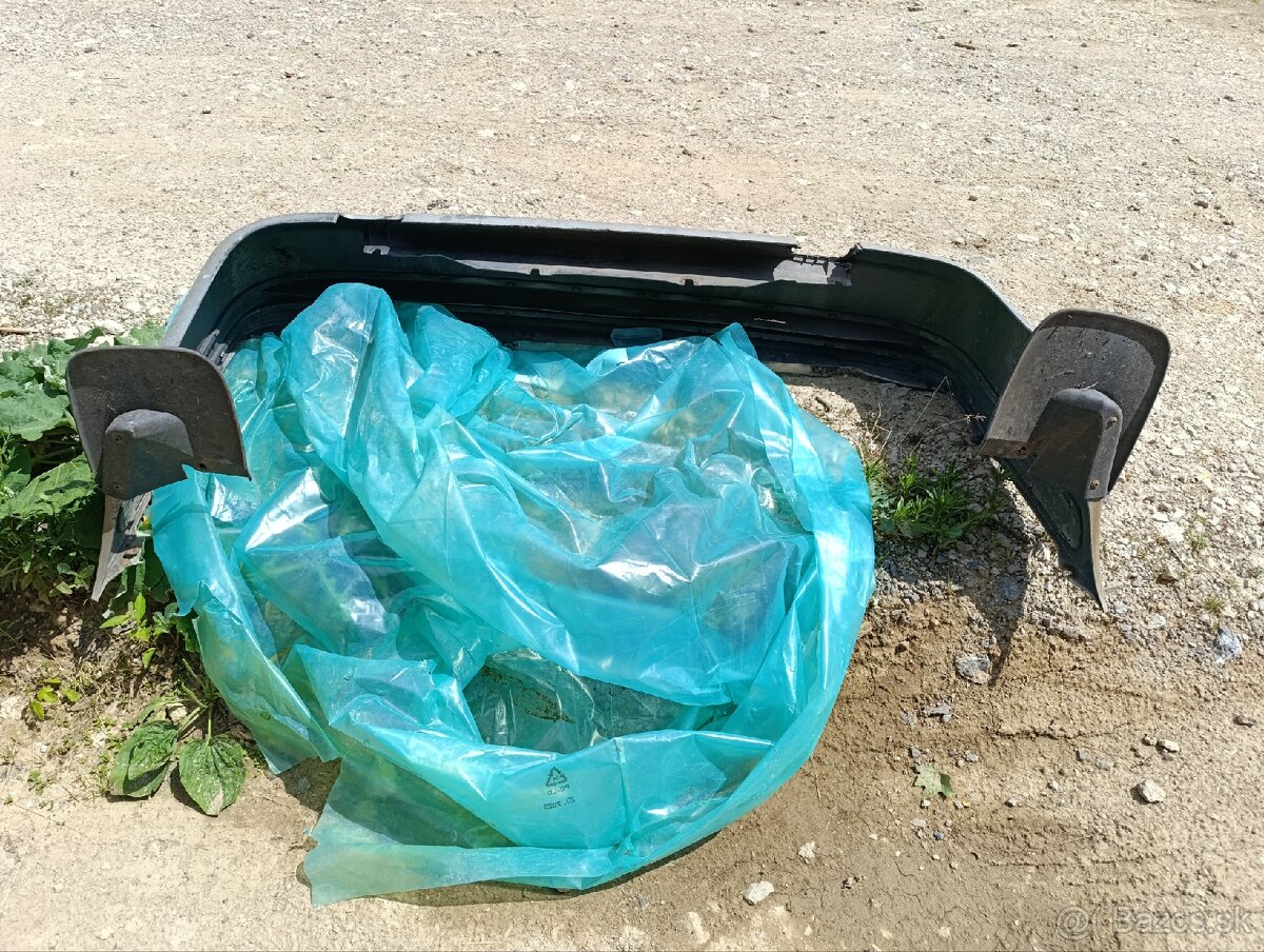 Škoda Felicia zadný nárazník combi - 2