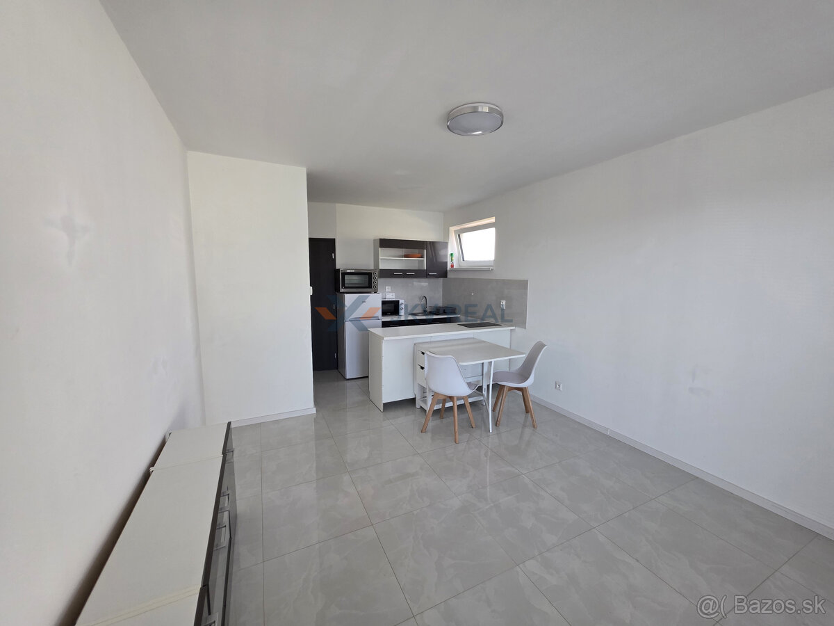 Prenájom garsónky v Trstíne - 2