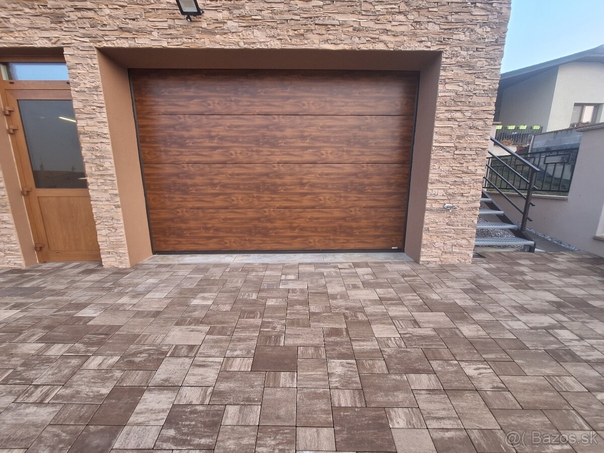 Garážová brána - 2