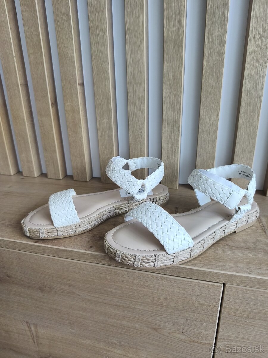 Sandále dámske - 2