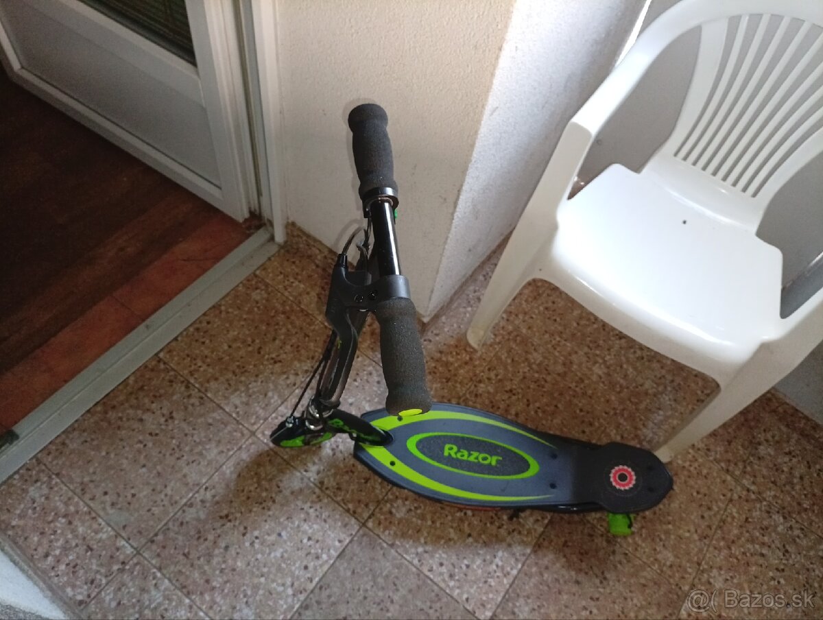 Detská kolobežka Razor E 90 - 2