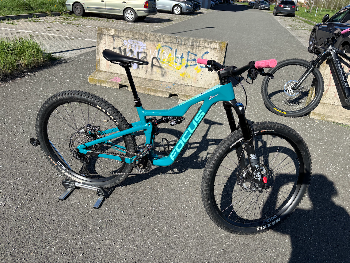 FOCUS JAM 8.9 karbonovy - 2