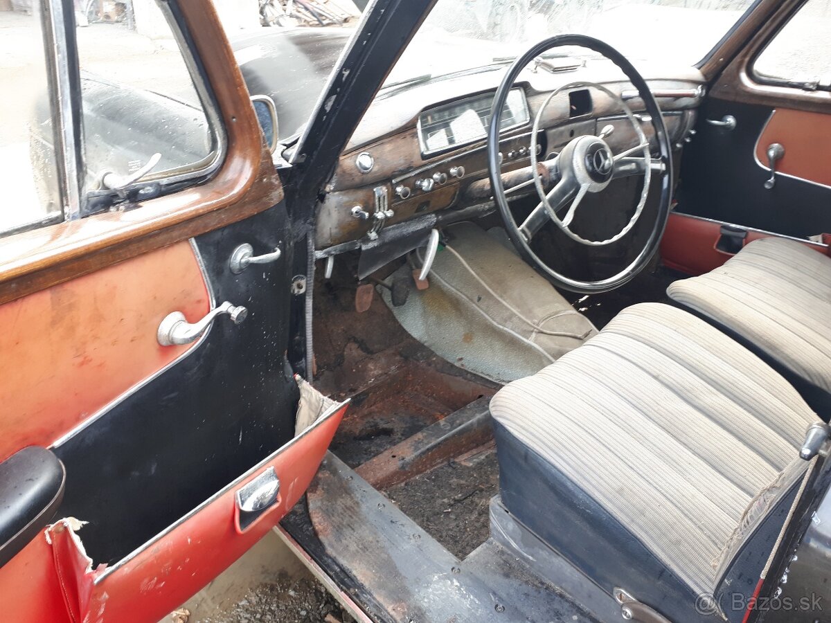 Mercedes-Benz 220 S Ponton - 2