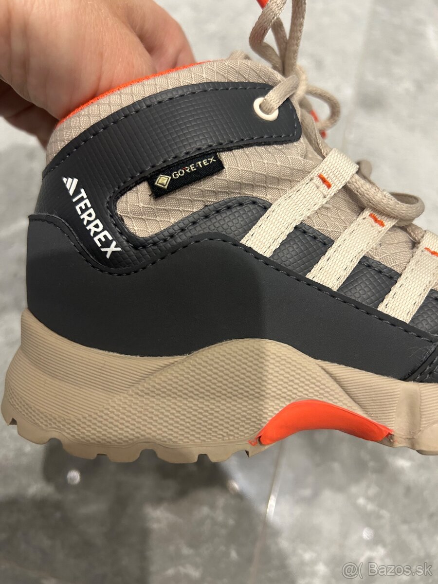 ADIDAS zimné topánky - 2