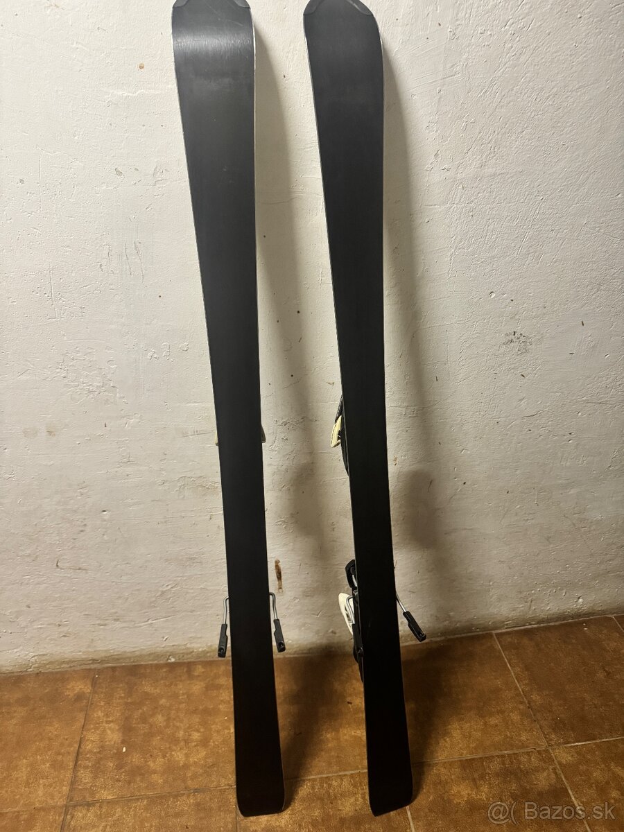 Lyže a lyžiarky - 2