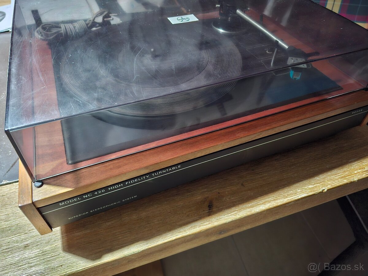 Gramofon Tesla NC 420 - 2