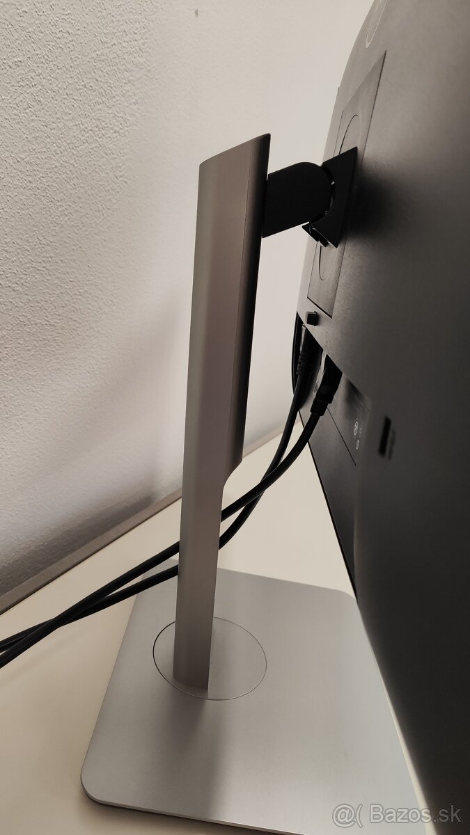 Monitor 24" - DELL U2415b profesional - 2