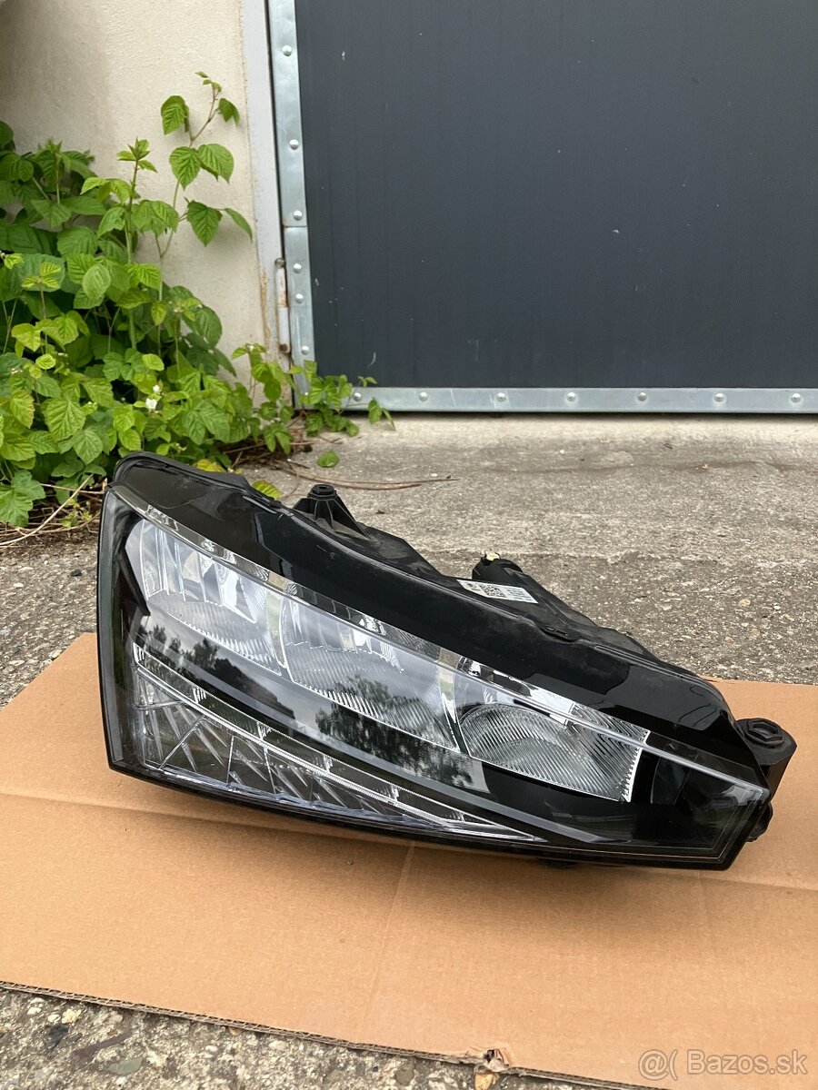svetlo predni prave SKODA Scala - 2