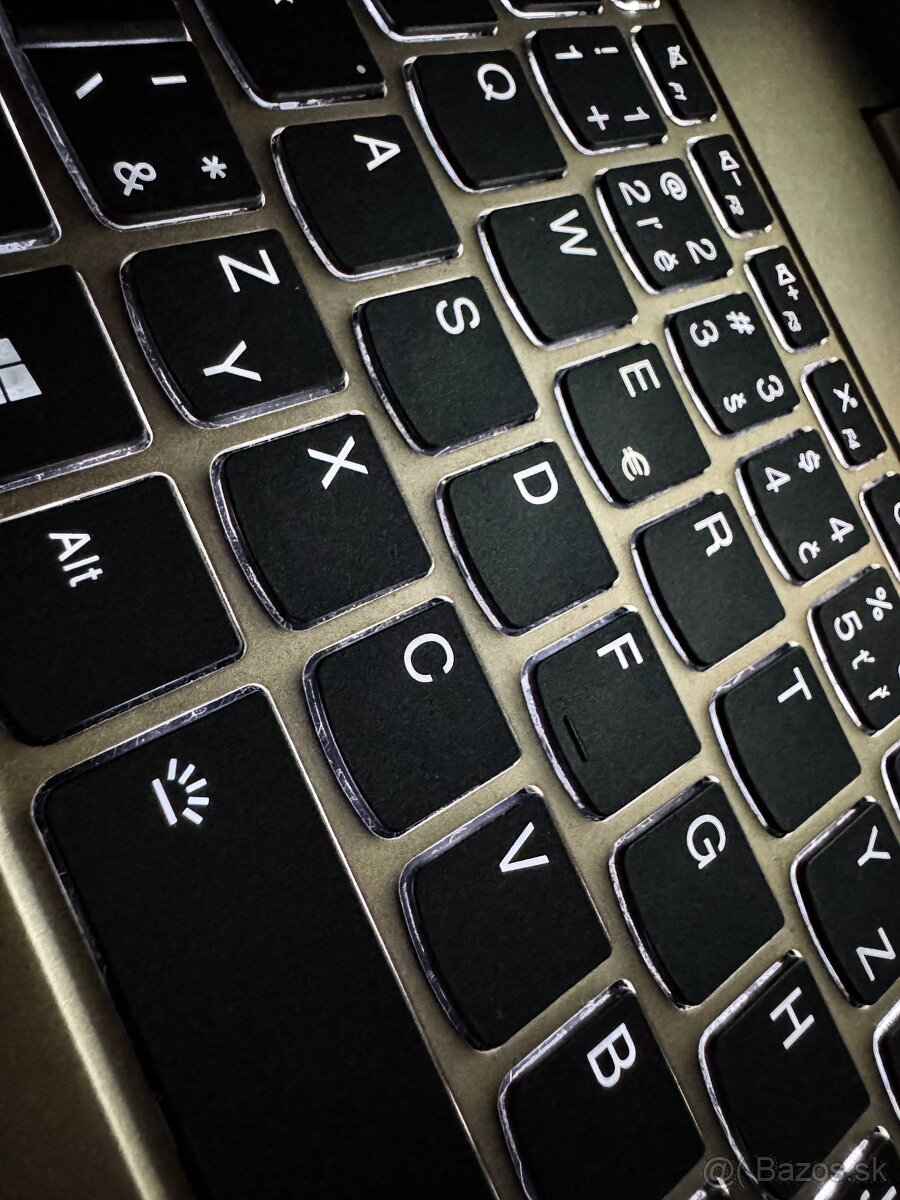 Lenovo IdeaPad S540-15IWL - 2