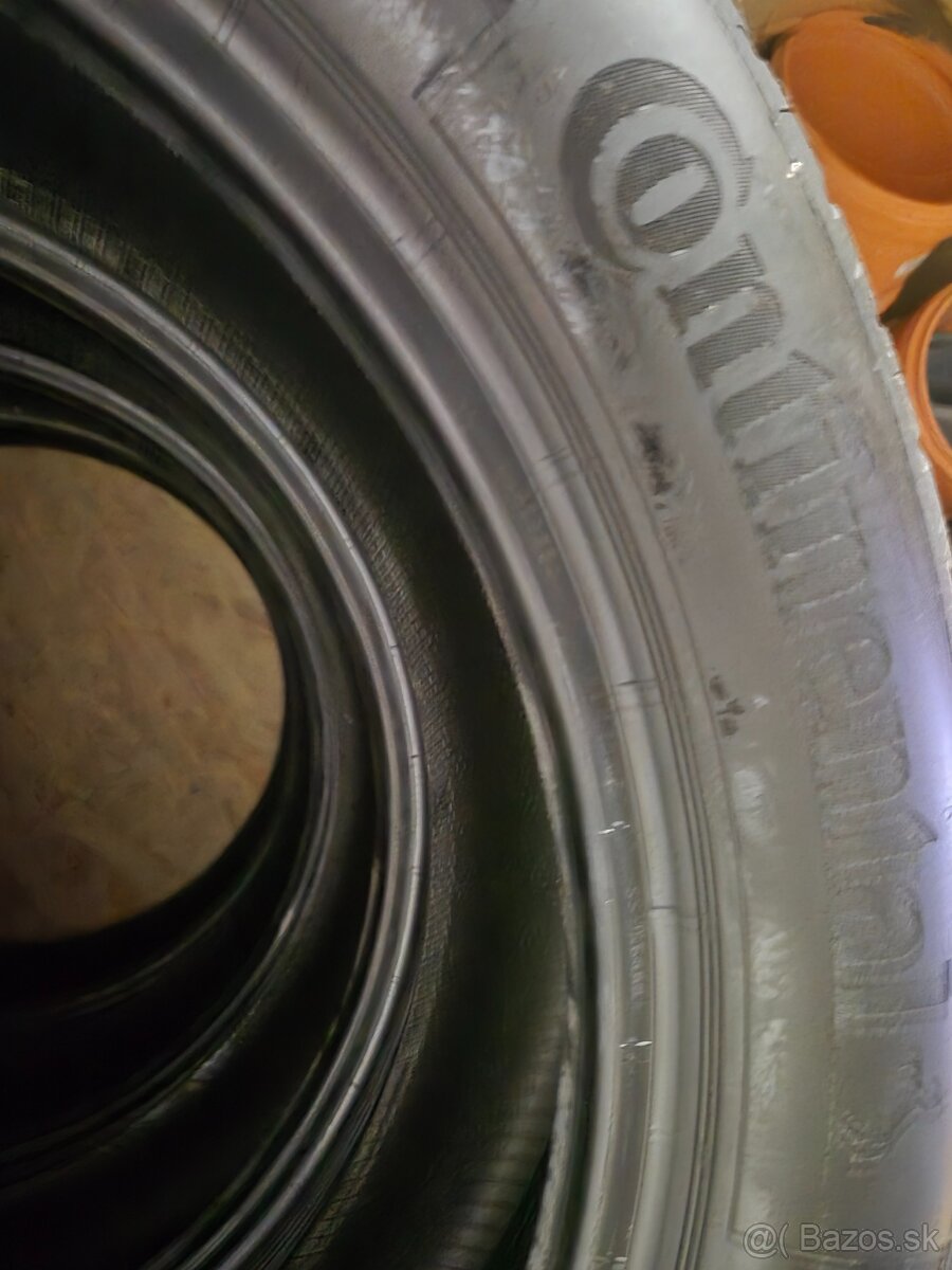 Letne pneu Continental 215/50 R19 - 2